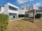 CASA EN RENTA PEDREGAL DE QUERETARO