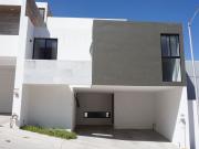 CASA EN RENTA PRIVADA LOMAS DE CHAPULTEPEC. EL PEDREGAL