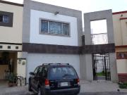 CASA EN RENTA PRIVADAS DE CUMBRES A UN LADO DE CUMBRES...