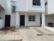 Casa en Renta – Puentes de Piedra