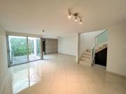 CASA EN RENTA RADIAL ZAPATA PRIVADA CON PORTON ELECTRICO