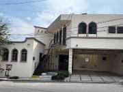 Casa en renta remodelada Col Vista Hermosa | Cumbres...