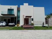 casa en renta residencial azul