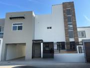 CASA EN RENTA. SAN MARCIAL RESIDENCIAL. MURUA PONIENTE