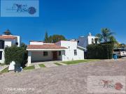 CASA EN RENTA SAN SERAFIN