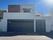 CASA EN RENTA SECC ALMAR