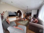 CASA EN RENTA SEMI AMOBLADA EN SECTOR SAN SEBASTIAN