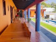 Casa en renta semi amueblada DV 50669