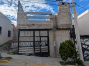 CASA EN RENTA SEMI AMUEBLADA EN EXHACIENDA SANTA TERESA