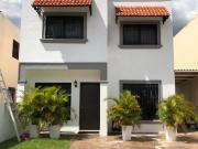 Casa en renta semi amueblada en Gran Santa Fe, Mérida,...