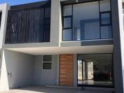 Casa en renta Sierra Nogal, 3 recámaras.3.5 baños