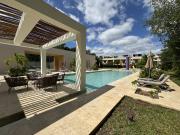 CASA EN RENTA SIN MUEBLES PLAYA DEL CARMEN ZONA CENTRO MAYA