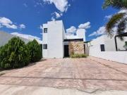 Casa en renta, tres habitaciones, Conkal, Yucatán