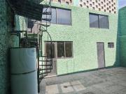 CASA EN RENTA – UBICACIÓN ESTRATÉGICA SOBRE 16 DE...