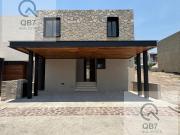 Casa en renta ubicada en Fraccionamiento Altozano