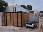 CASA EN RENTA UBICADA EN TEMOZON NORTE