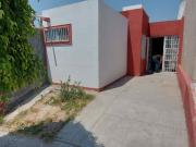Casa en Renta una planta, 2 recámaras 2 baños, Villa...