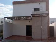 CASA EN RENTA V. DEL RENACIMIENTO