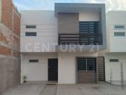 CASA EN RENTA VALLE ALTO PRIVADA KENTIA CULIACAN SINALOA