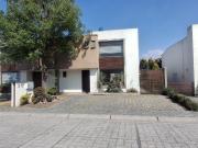 CASA EN RENTA VALLE DE LAS FUENTES, CALIMAYA