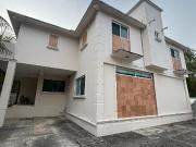 CASA EN RENTA Y VENTA AV COLEGIOS