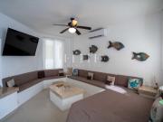 Casa Frente al Mar en Venta o Renta