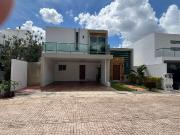 CASA EN RENTA ZONA CABO NORTE