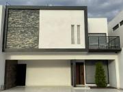 CASA EN RENTA, ZONA VIÑEDOS