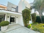 Casa en residencial el campanario Queretaro
