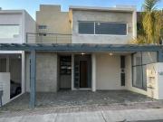 Casa en Residencial el Refugio