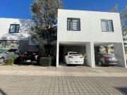 Casa en Residencial el Refugio, Quer?taro