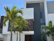 Casa en residencial palmaris