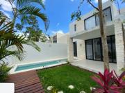 Casa en residencial privado con casa club, ?rea para...