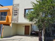 AMPLIA CASA EN RINCONADA SAN ISIDRO, 3 RECAMARAS, ROOF...