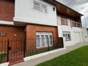 Casa en San Lorenzo y Uruguay