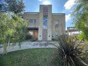 CASA EN SAN SEBASTIAN CON PILETA, APTA CREDITO
