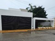CASA EN SODZIL NORTE A UNAS CUADRAS DE LAS OFICINAS TREN...