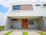 Casa en solares nueva