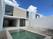 Casa en Temozon Norte, Mérida, en privada
