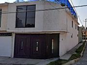 CASA EN TEYAHUALCO, MUY AMPLIA, CUENTA CON TODOS LOS...