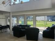 Casa en tierras del mar