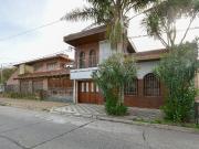 CASA EN TOLOSA DE 3 DORMITORIOS