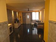 Casa en tres plantas, en excelente estado venta