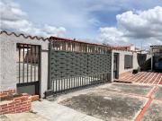 CASA EN TRIGAL NORTE, VALENCIA. RESIDENCIA EL PORTAL....