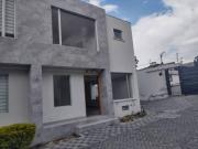 CASA EN VENTA TUMBACO SECTOR LA MORITA CONJUNTO SAMARIS