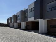 Casa en UBICADA EN LA RADIAL