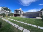 CASA EN UN NIVEL EN FRACC AL NORTE DE CUERNAVACA