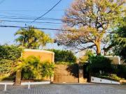 CASA EN UNA SOLA PLANTA PEDREGAL DE LA FUENTES *...