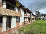 Casa en unidad abierta en la ceja LDC