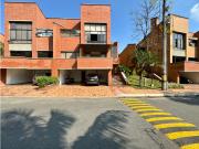 Casa en Urbanización El Poblado Medellín